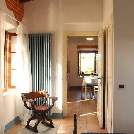 Séjour à la ferme Agriturismo Podere Campinovi *